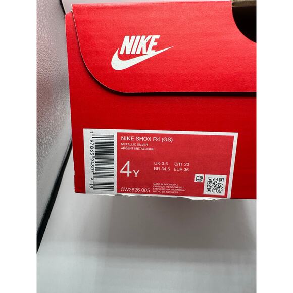 Nike Shox R4 GS “OG” 2025 size 4y/5.5 women’s - Picture 6 of 7